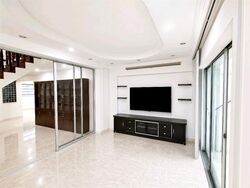 Blk 717 Bedok Reservoir Garden (Bedok), HDB Executive #607683121